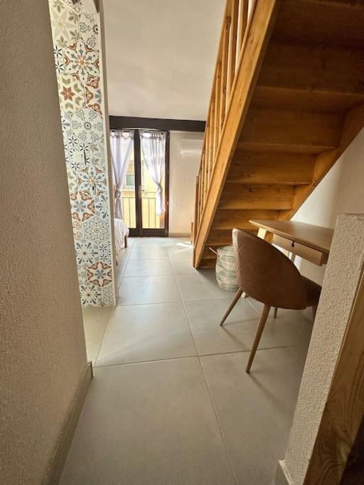 Appartement A 25 Min De La Plage Tourbes Buitenkant foto